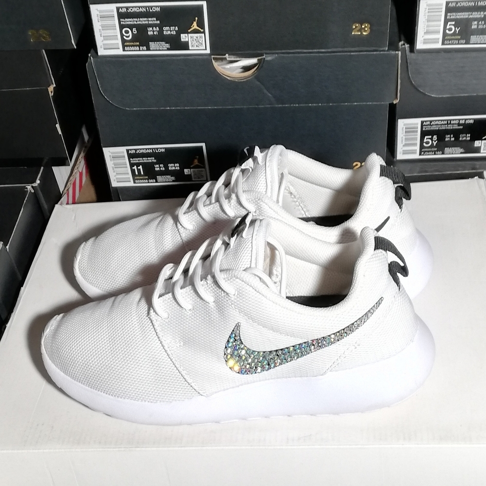 NIKE ROSHE "SWAROVSKI CRYSTALS CUSTOMIZED" WOMEN'S US SIZE 7.5 MINT COND